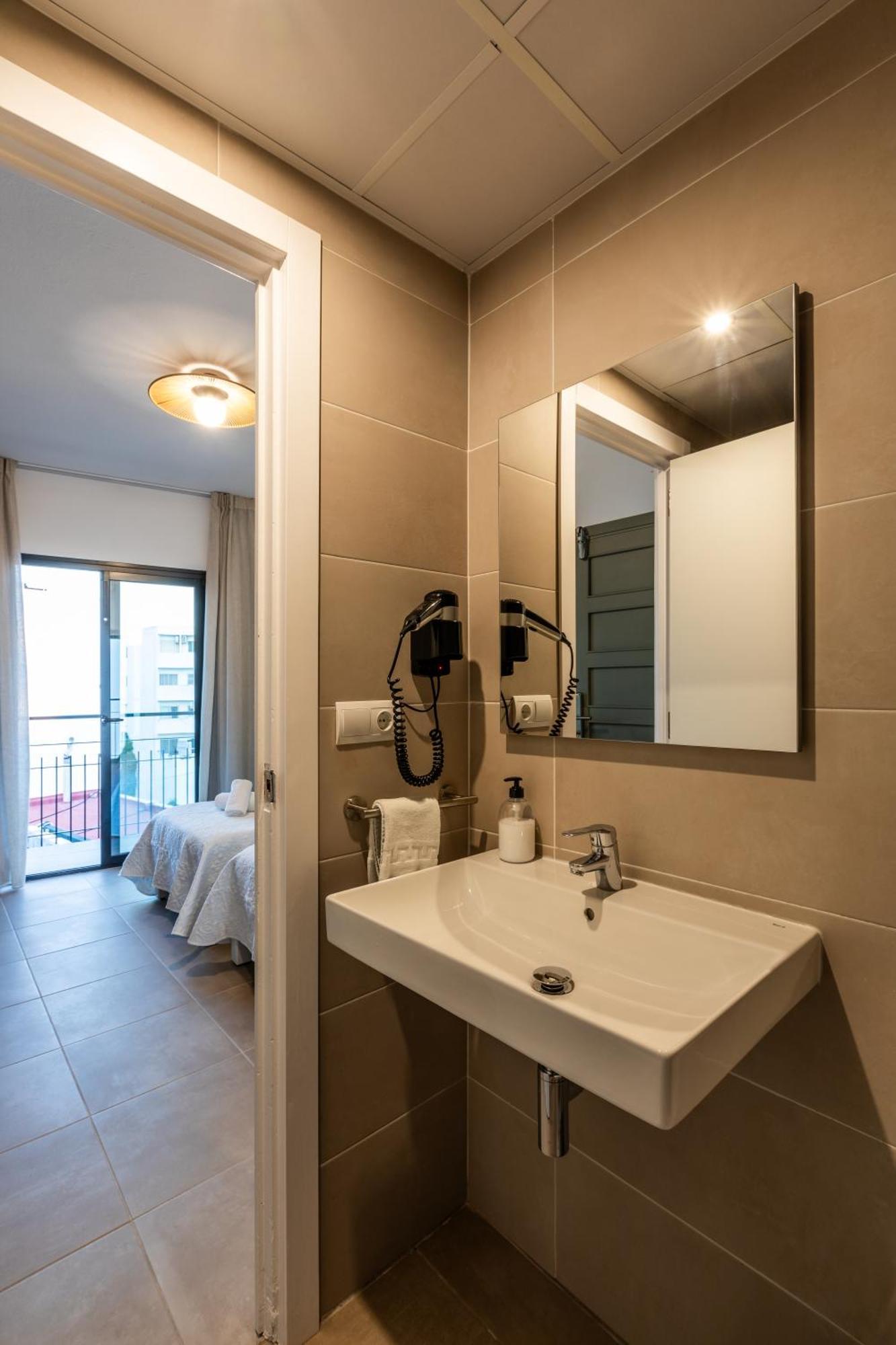 Hostal Alicante Σαν Αντόνιο Εξωτερικό φωτογραφία
