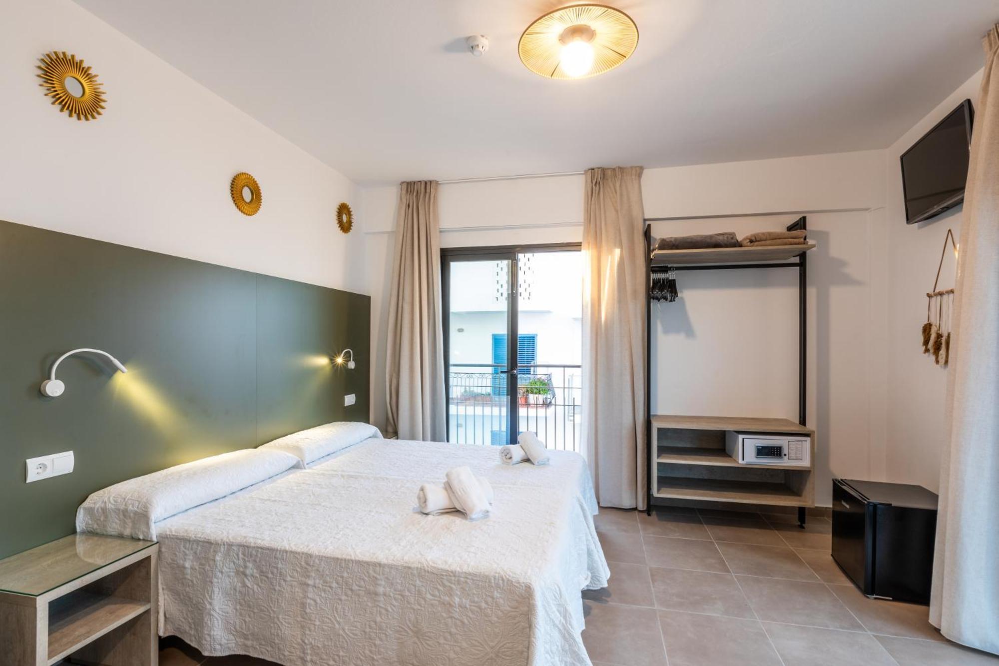 Hostal Alicante Σαν Αντόνιο Εξωτερικό φωτογραφία